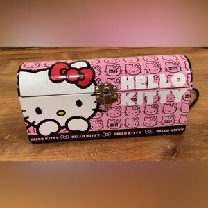 Hello Kitty kids tin wristlet​​